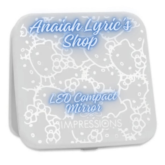 Hello Kitty® Supercute Trifold + Compact Bundle - Picture 10 of 14